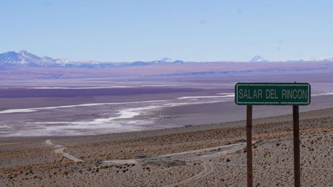 LITIO: POWER MINERALS Y SUMMIT EXPLORE ACUERDAN EL PRIMER PROYECTO MULTISALAR DEL MUNDO EN EL NOA
