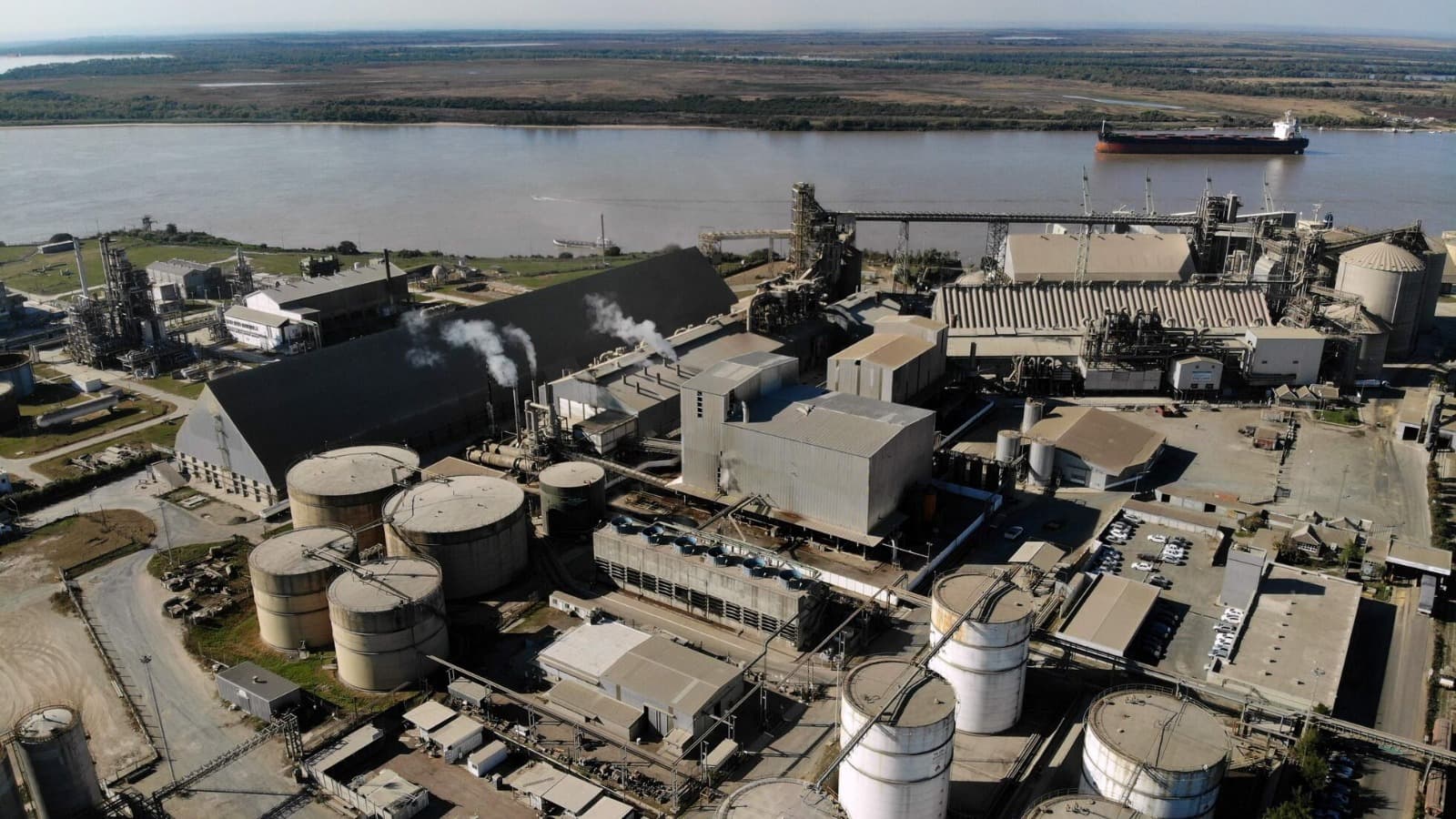 EXPORTADORES DENUNCIAN DEUDA ESTATAL DE OCHO MESES EN REINTEGROS IMPOSITIVOS