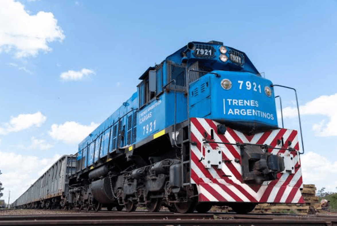 LOGÍSTICA AZUCARERA: REACTIVAN HISTÓRICO DESVÍO FERROVIARIO PARA EXPORTACIONES DEL NOA